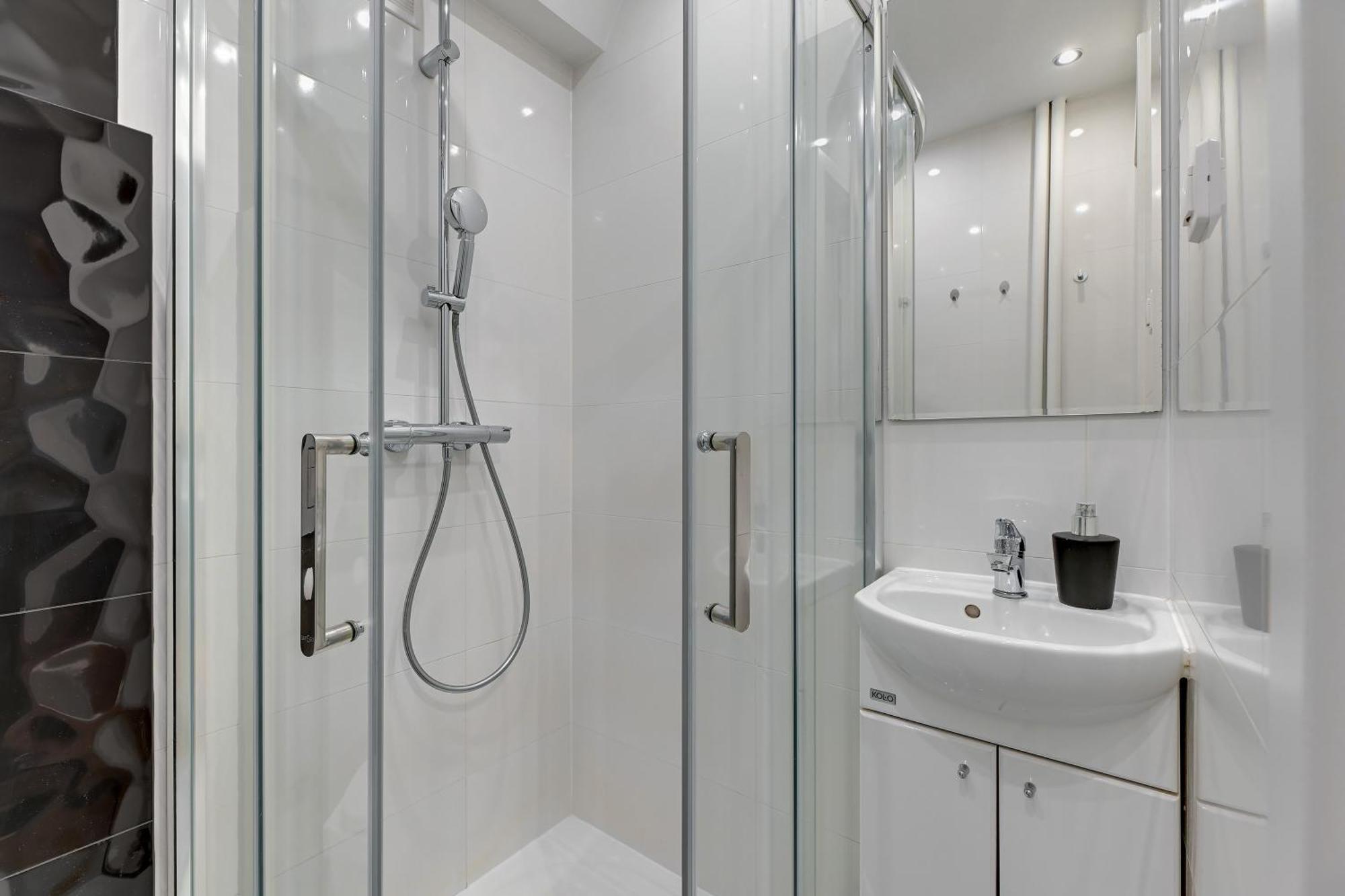 Motlawa Bulvar Residence Z Widokiem Na Rzeke Motlawa By Downtown Apartments Gdansk Ngoại thất bức ảnh